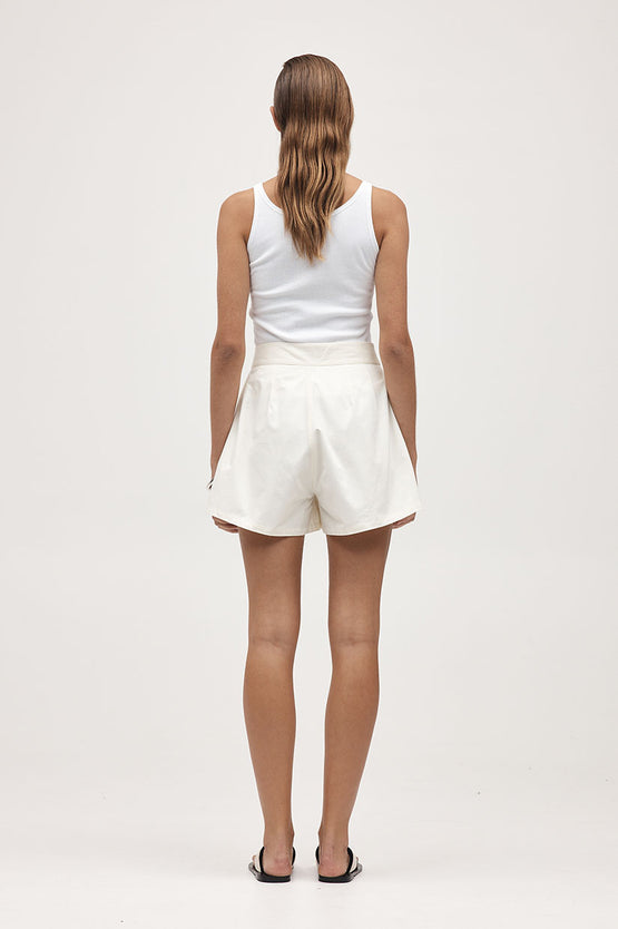 Marle Journey Short - Ivory