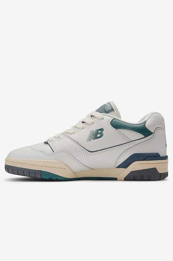 New Balance BB550PTB - Sea Salt with New Spruce