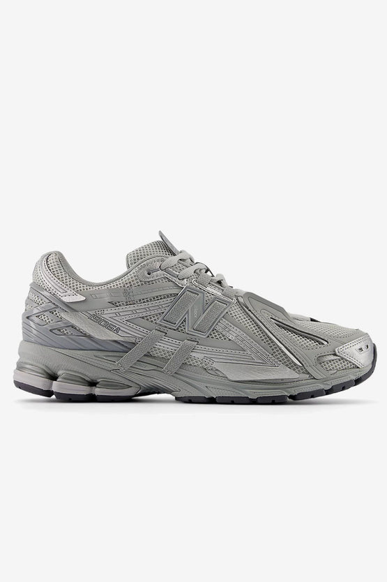 New Balance M1906AG - Concrete with Silver Metallic