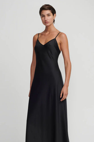 Hansen & Gretel Timeless Slip - Black