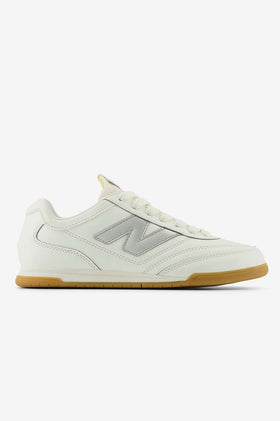 New Balance URC42CB -  Sea Salt & Silver Metallic