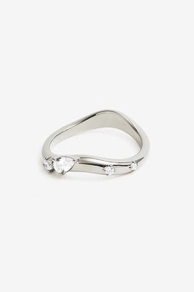 By Charlotte Chasing Tides Ring - Silver