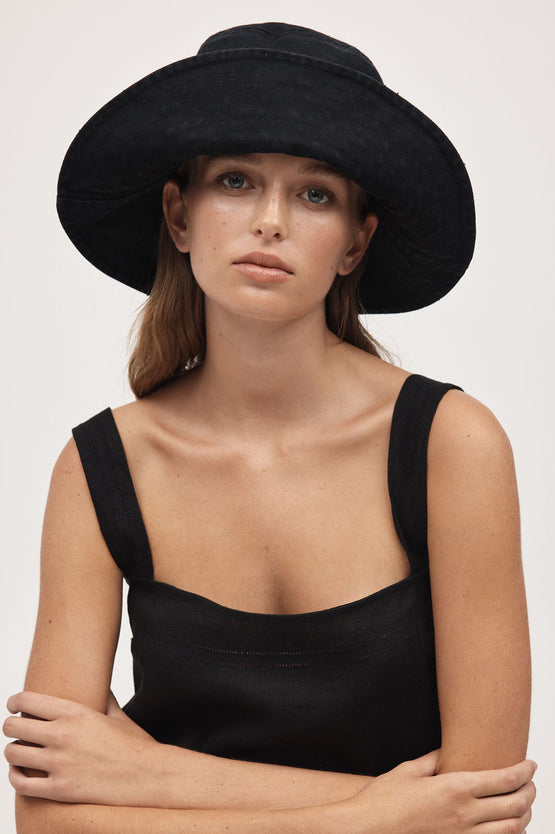 Marle Nonna Hat - Black