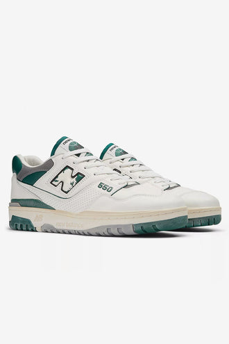 New Balance BB550VTG - Sea Salt with Marsh Green